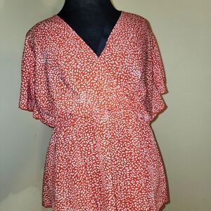 *All Tops: 5 for $25* Orange & White V-Neck Blouse w Butterfly Wing Sleeves